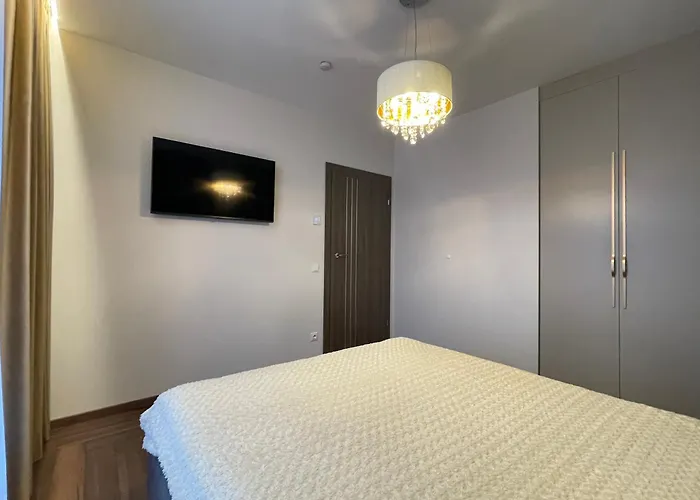 Luxury In New House * Κλαϊπέντα